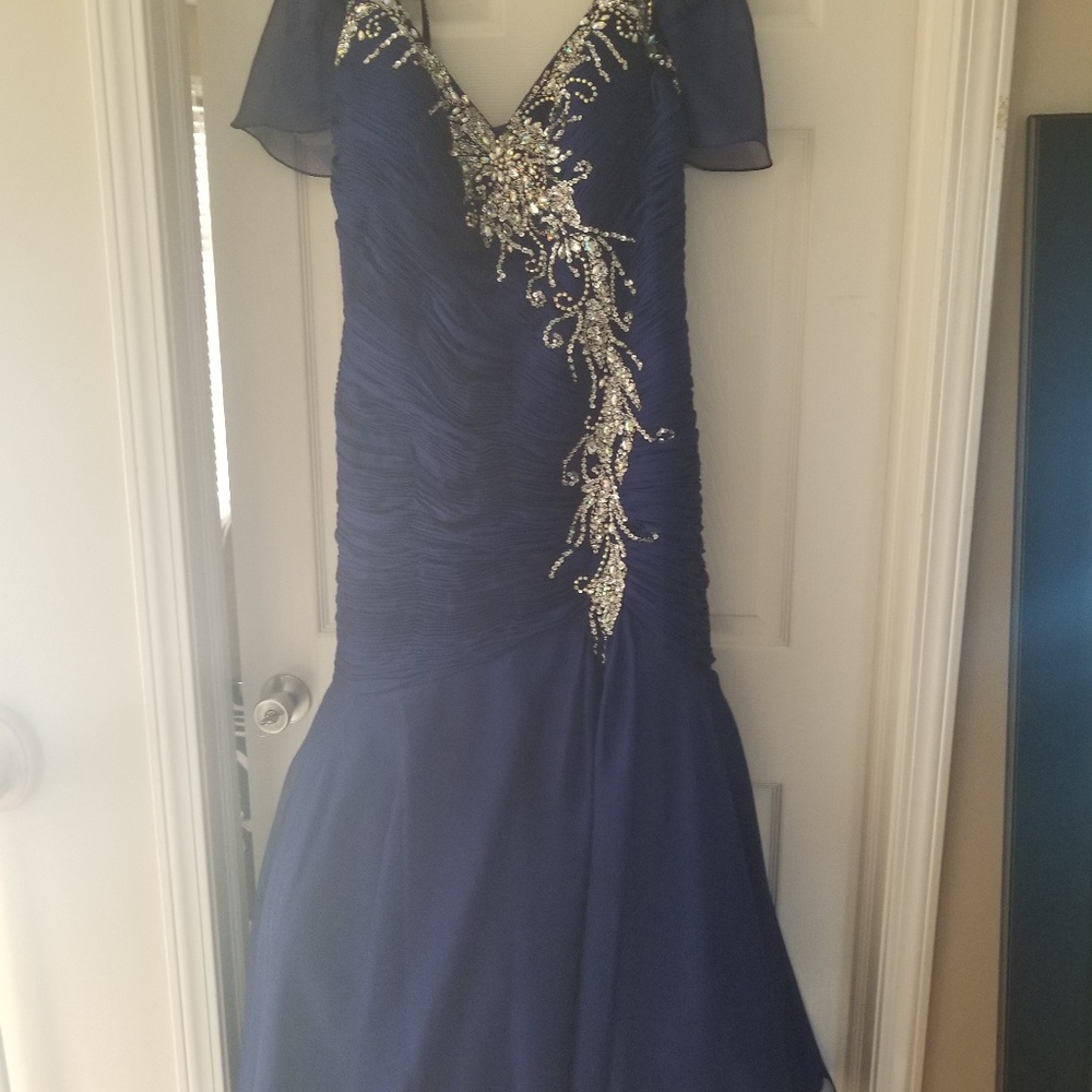 Mac Duggal Formal Gown